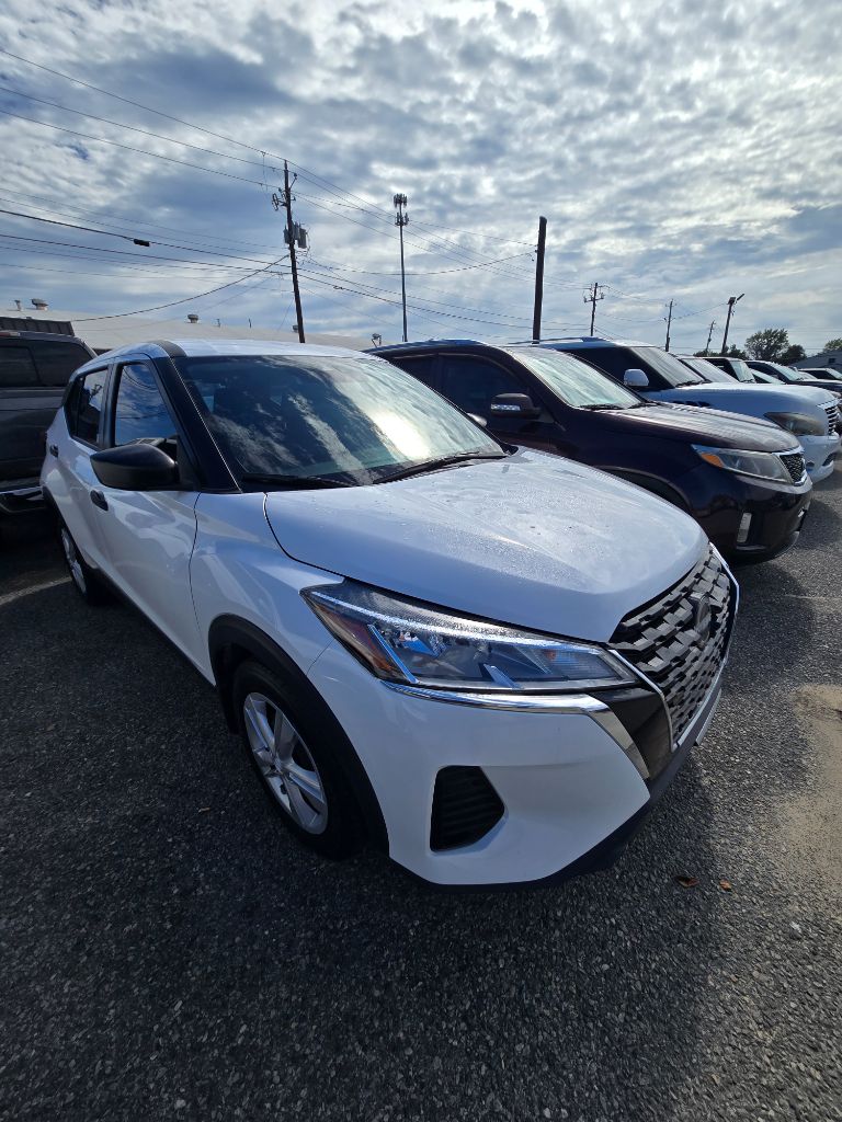 2024 Nissan Kicks
